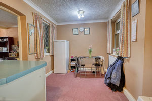 Kitchen/Diner- click for photo gallery